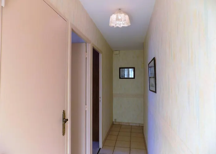 - Maison De Plain-pied Avec Jardin Clos - Quartier Residentiel