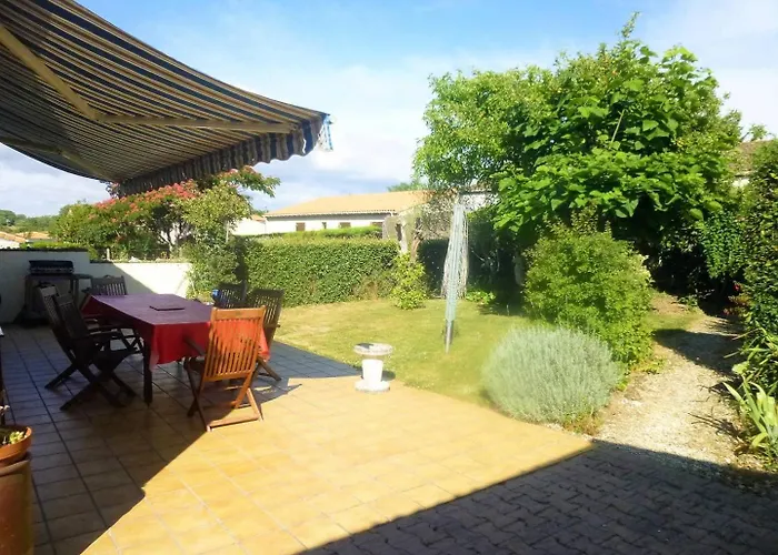 Villa - Maison De Plain-pied Avec Jardin Clos - Quartier Residentiel Royan